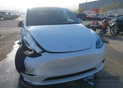 2022 Tesla Model Y Long Range Dual Motor All-Wheel Drive из США, поврежденный, VIN 7SAYGDEE1NF545520